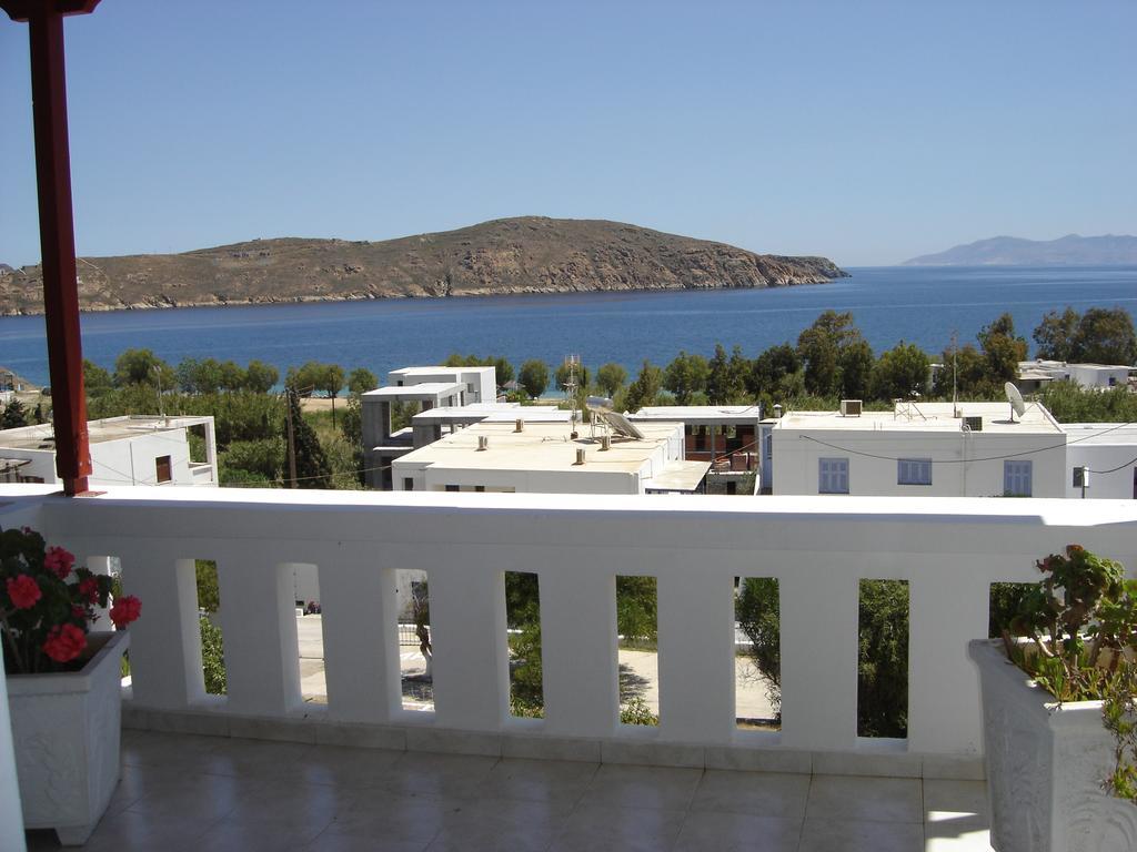Medusa Accommodation Livadakia 外观 照片